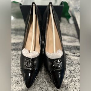 NEW Tommy Hilfiger pumps size 8.5  black leather